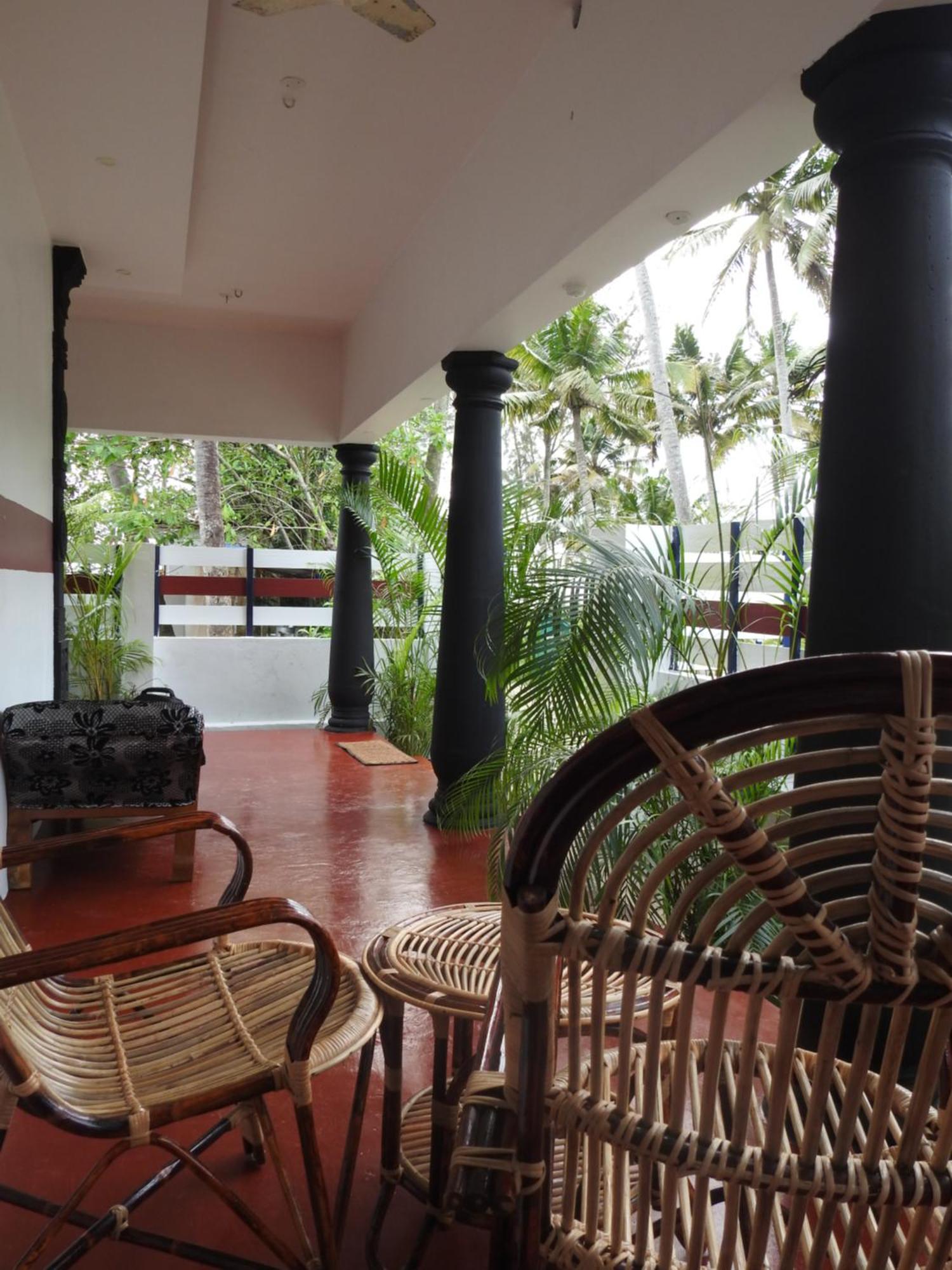 Shoreline Marari Beach Villa At Golden Beach Mararikulam Alappuzha Esterno foto