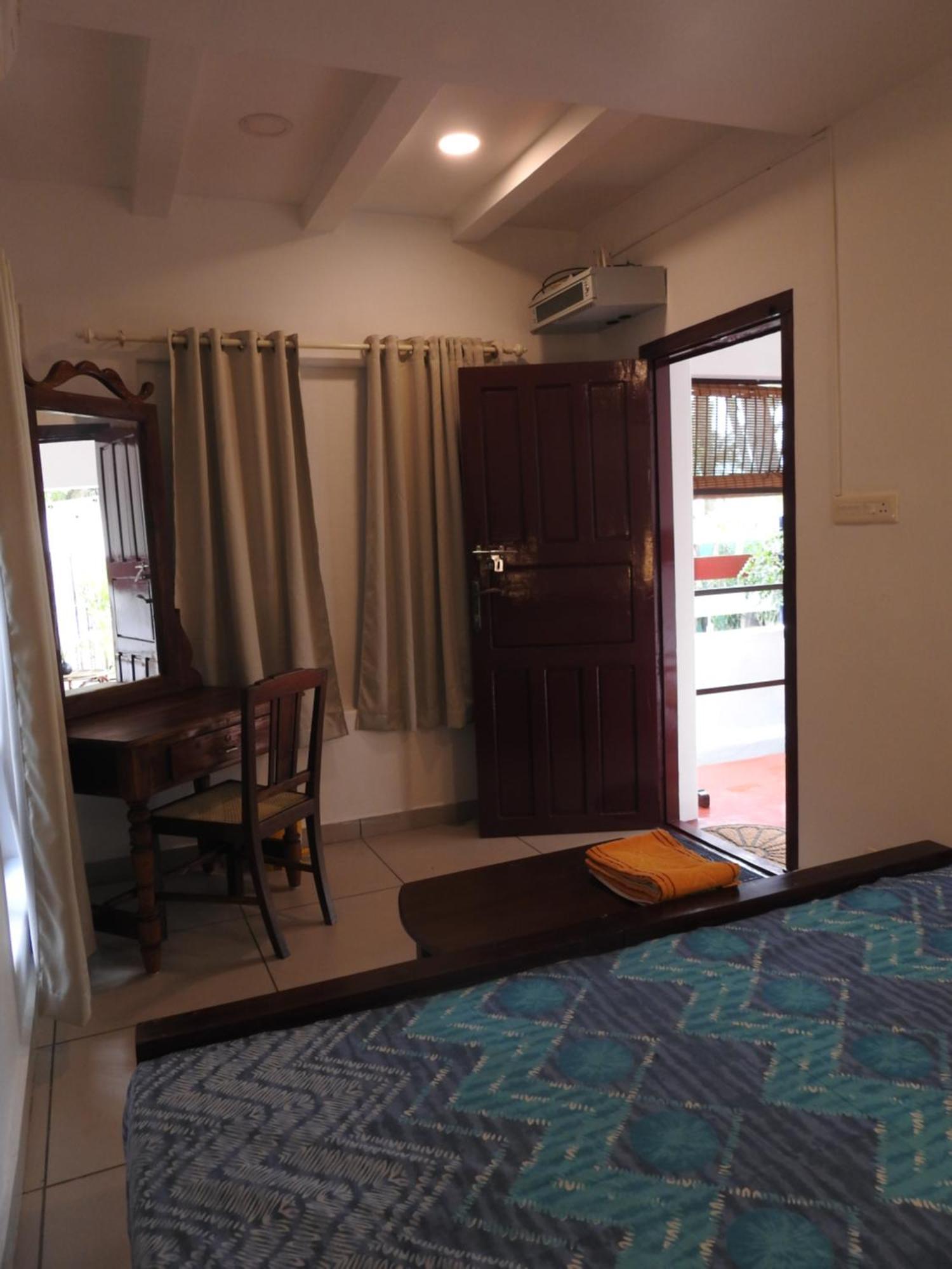 Shoreline Marari Beach Villa At Golden Beach Mararikulam Alappuzha Esterno foto