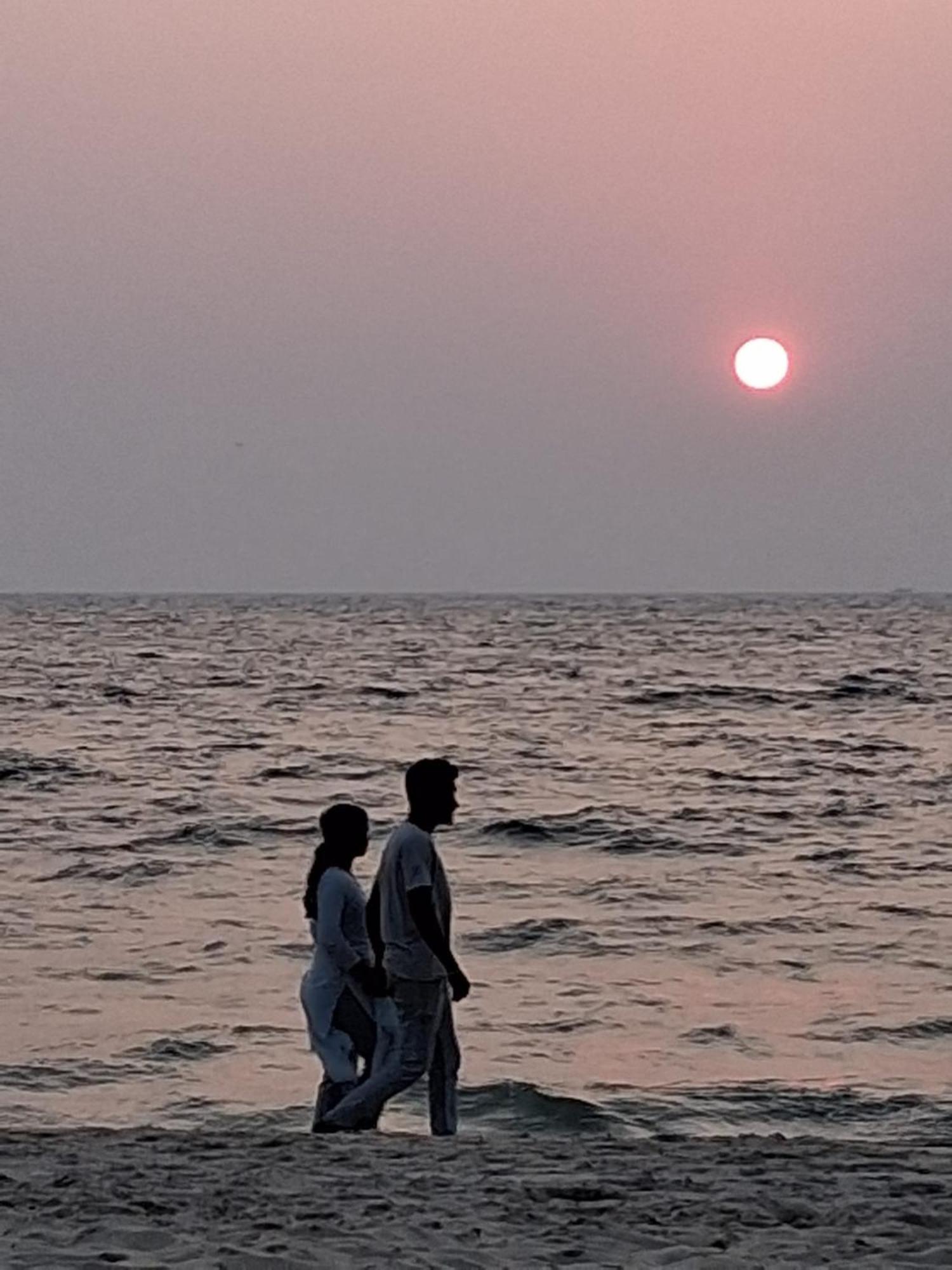 Shoreline Marari Beach Villa At Golden Beach Mararikulam Alappuzha Esterno foto