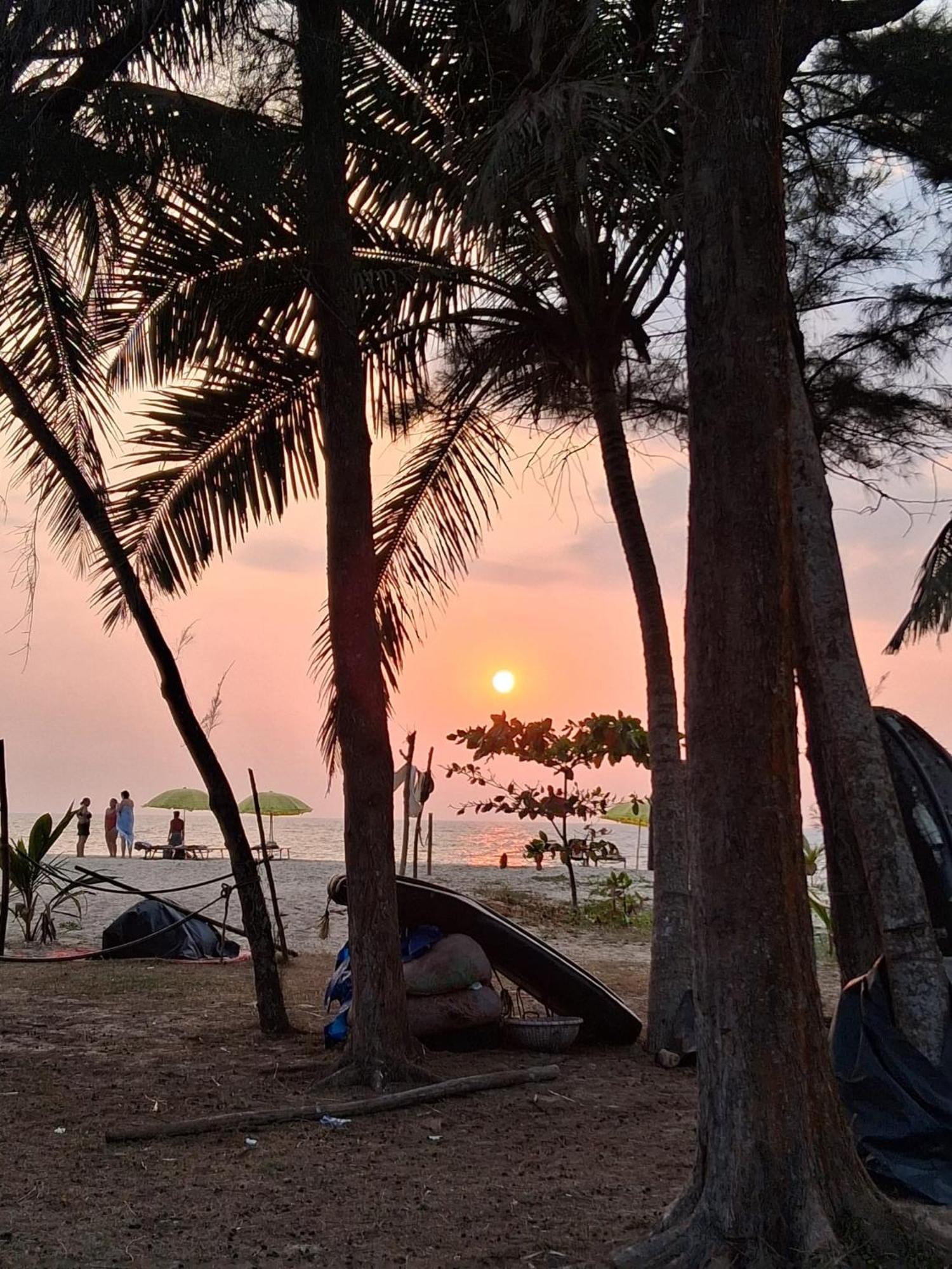 Shoreline Marari Beach Villa At Golden Beach Mararikulam Alappuzha Esterno foto
